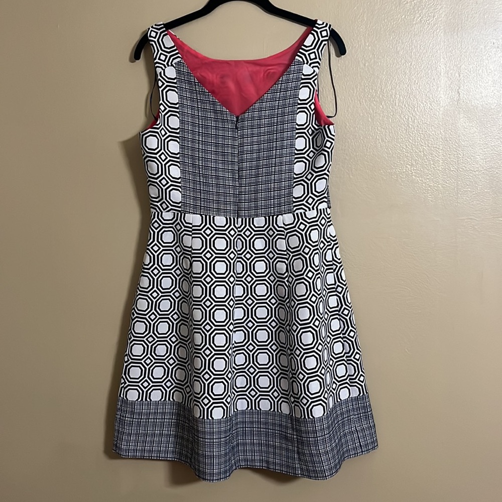 Robbie Bee A-line Geometrical Design Navy/White + Pink Lining Dress Sz 8 - Picture 2 of 9